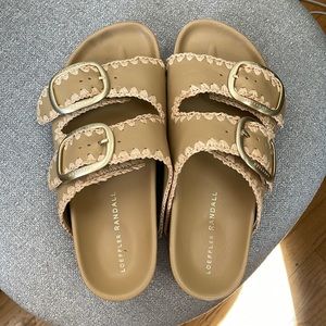 Platform beige Sandles